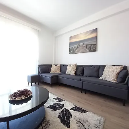 Maresia - Central Apartment